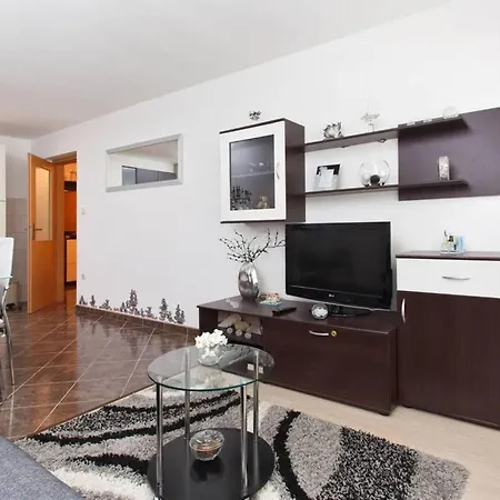 Apartment Apartment Stanic - Home Away From Home ! By Interhome