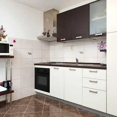 Apartment Stanic - Ein Zuhause Fern Von Zu Hause By Interhome Split